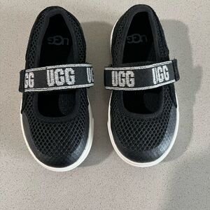 Ugg Kids adjustable strap sneakers 7C